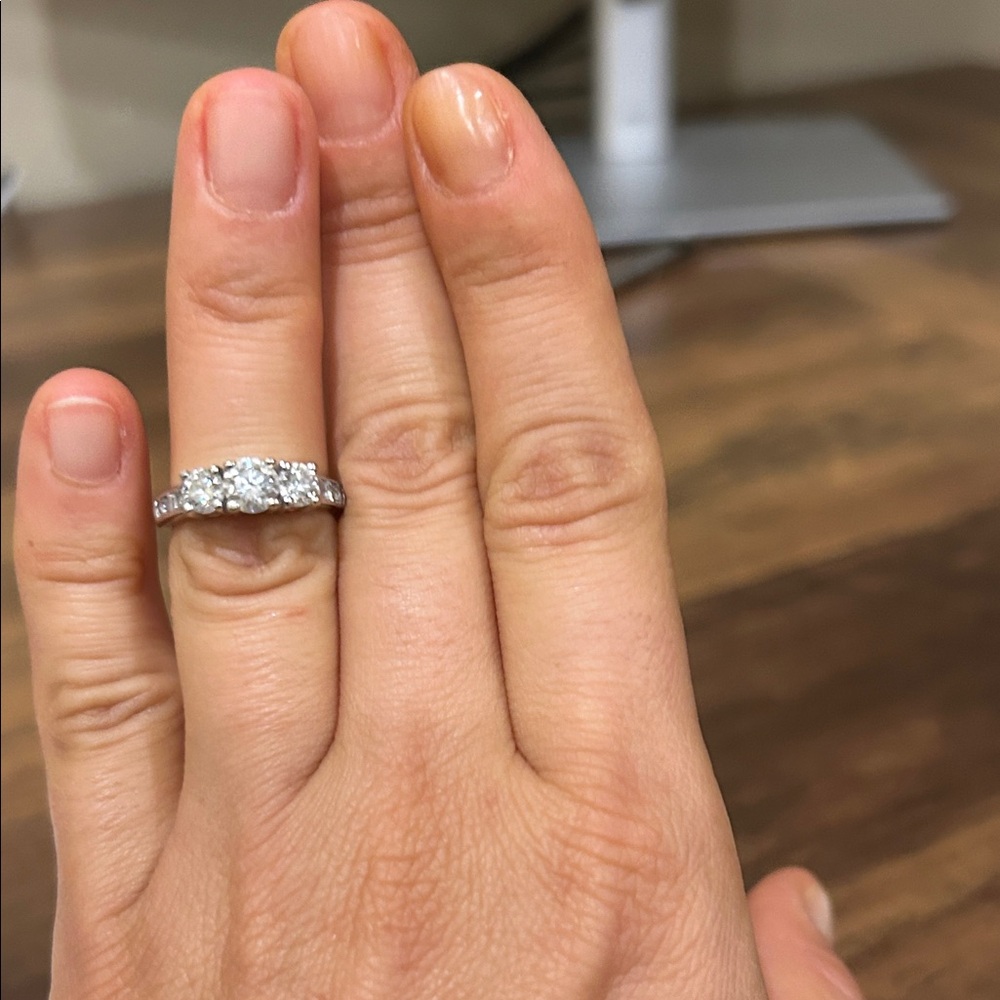 1.5 total ct Diamond engagement ring